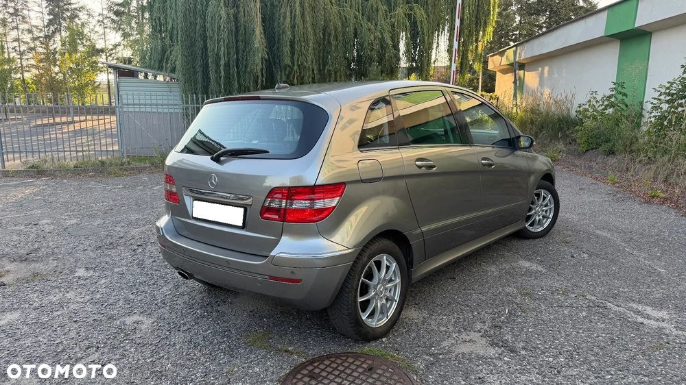 Mercedes-Benz Klasa B 150 - 34