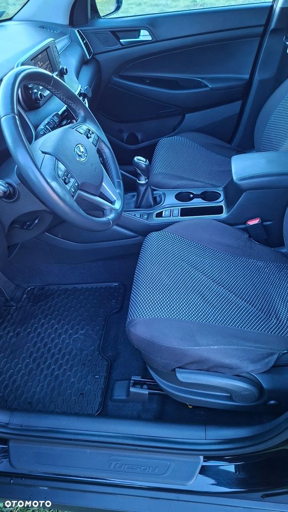 Hyundai Tucson 1.6 GDI BlueDrive Comfort 2WD - 11
