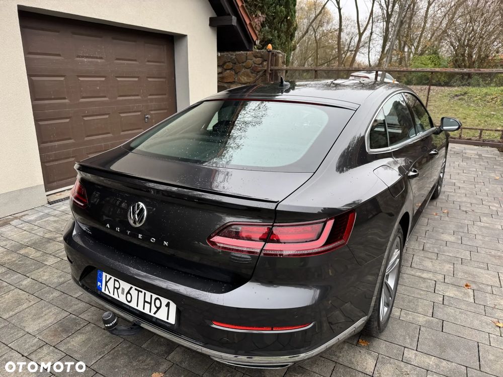 Volkswagen Arteon 2.0 TDI SCR R-Line DSG - 17