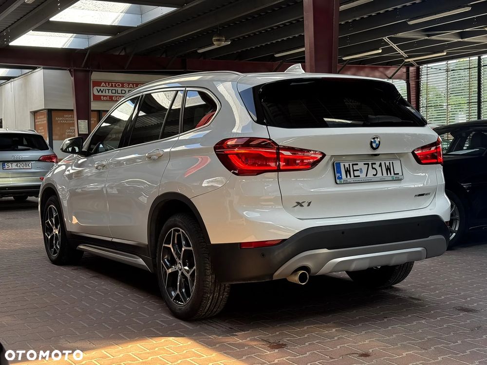 BMW X1 sDrive18i GPF xLine - 5