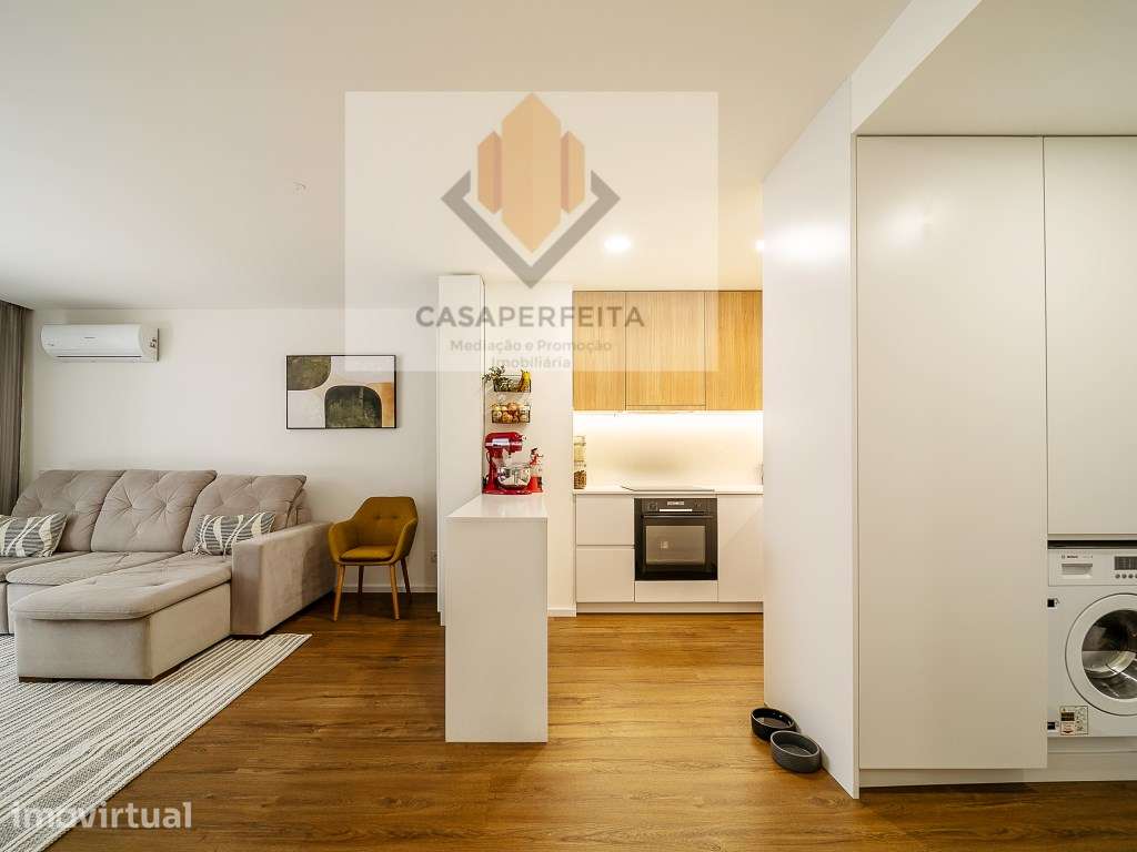 Fabuloso T2 Como Novo com Terraço e Lugar de Garagem - Candal - Grande imagem: 5/34