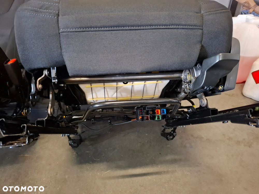 Fotele kanapa komplet Volvo S60 2011 rok podgrzewane z poduszkami - 7