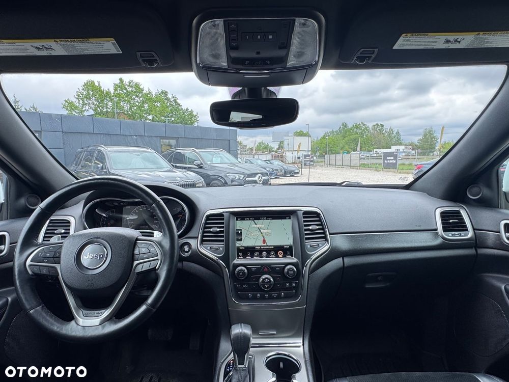 Jeep Grand Cherokee - 20