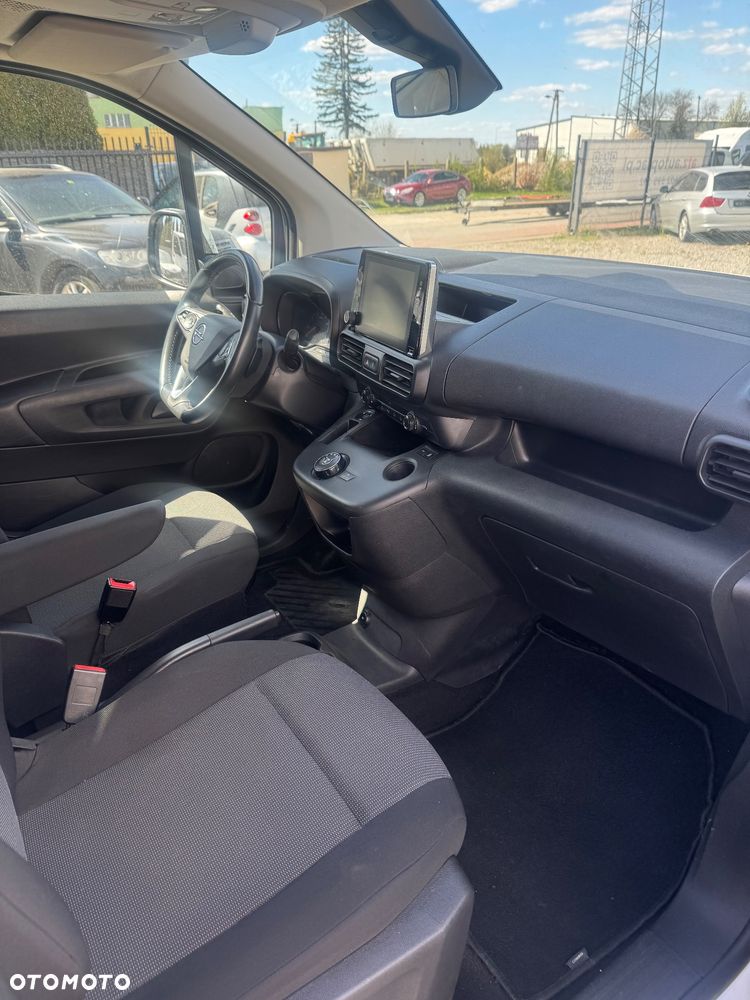 Opel COMBO - 9