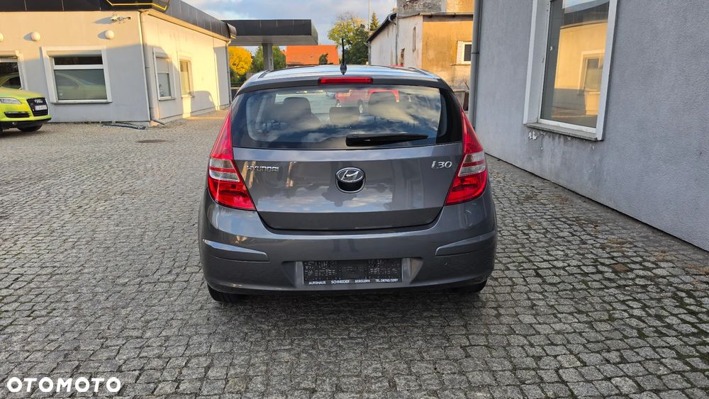 Hyundai I30 2010 photo 5