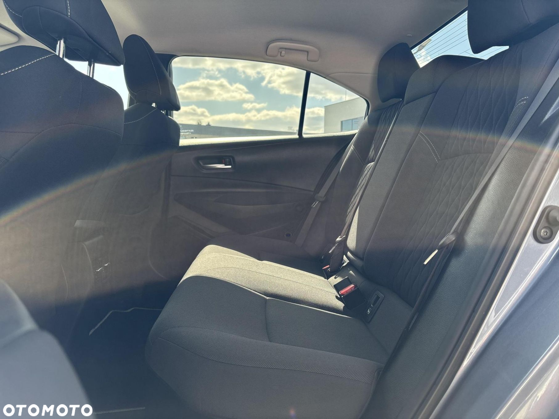 Toyota Corolla - 15
