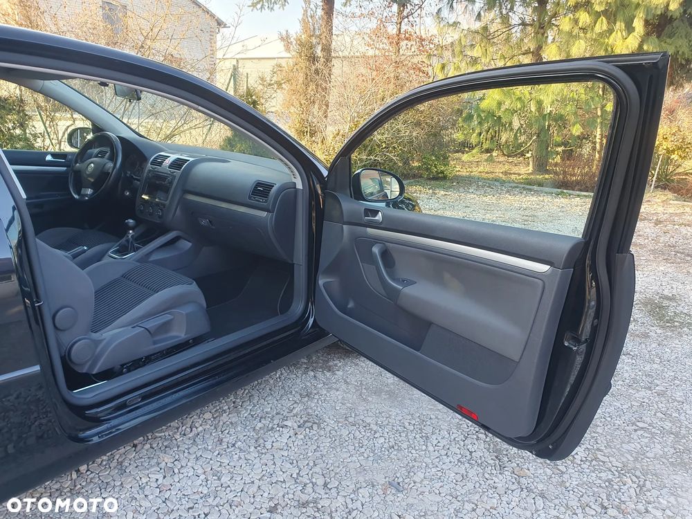 Volkswagen Golf - 13