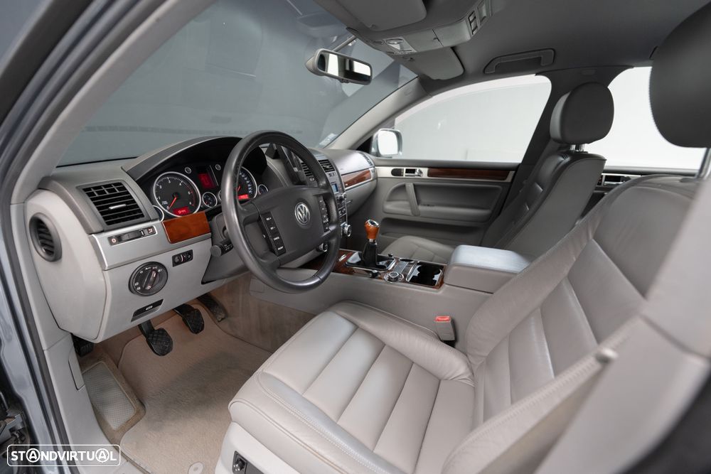 VW Touareg 2.5 TDi Top - 6
