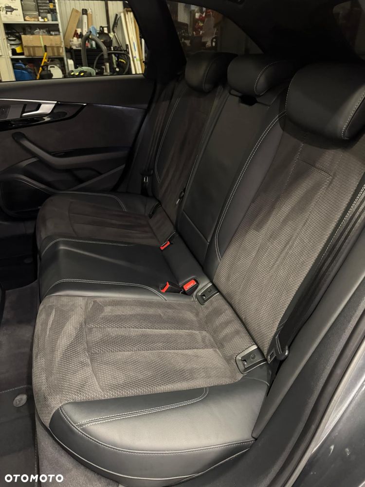 Audi A4 Avant 45 TDI quattro tiptronic S line - 22