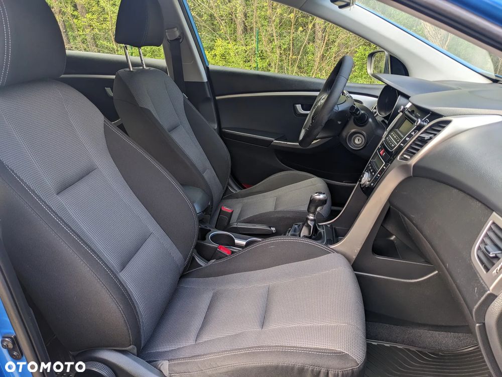 Hyundai i30 1.4 CRDi Premium - 25