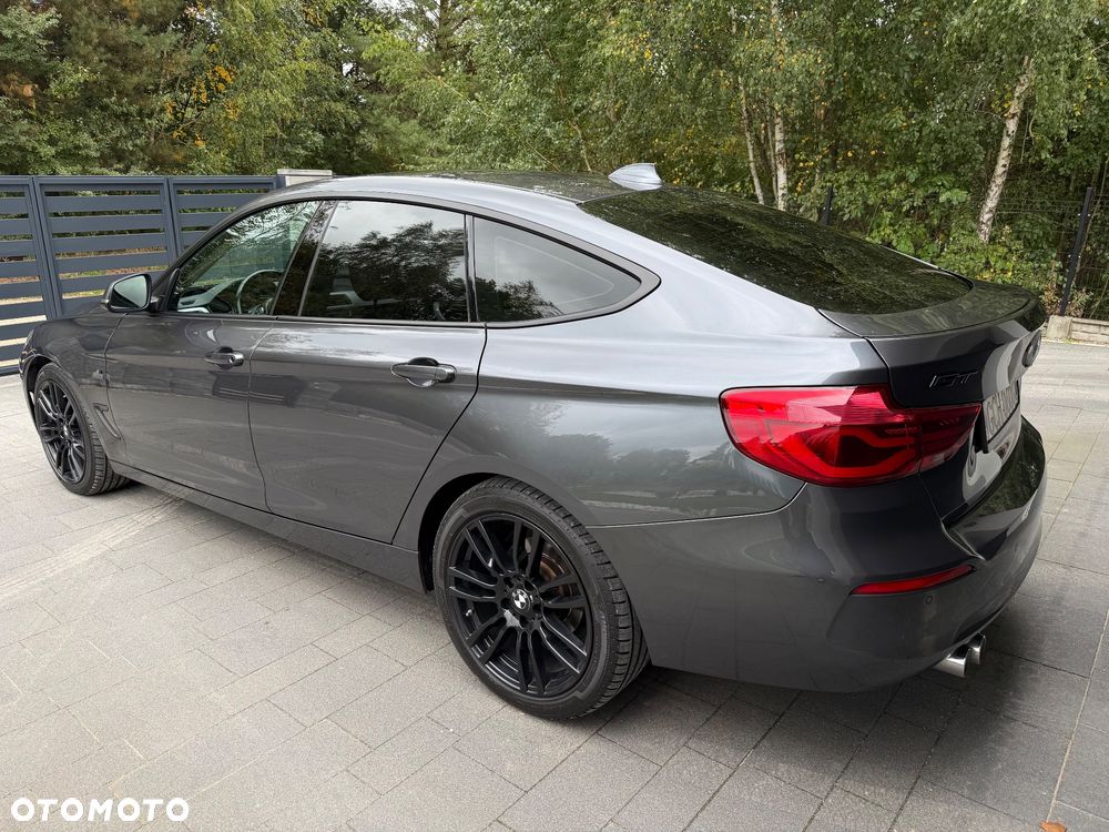 BMW Seria 3 320d xDrive M Sport - 8