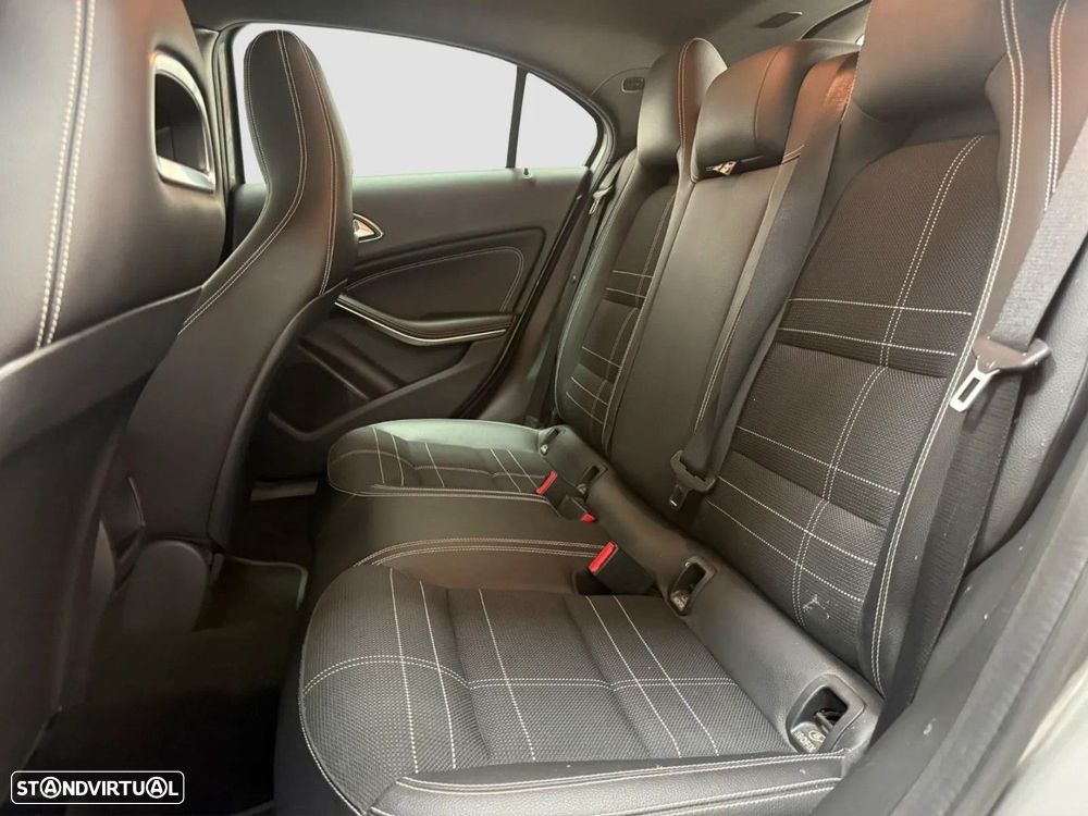 Mercedes-Benz A 180 CDi BlueEfficiency Aut. - 15