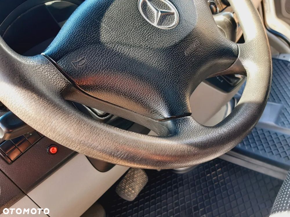 Mercedes-Benz SPRINTER 519 CDI 3.0 V6!!! 190PS BOGATE WYPOSAŻNIE,TELMA,SPECJALNY,KSENONY,WEBASTO,KAMERA,KLIMATYZACJA,NAVI,SUPER STAN,DAILY,SPROWADZONY,NIE WYWROTKA,PAKA,AUTOMAT,HAK - 14