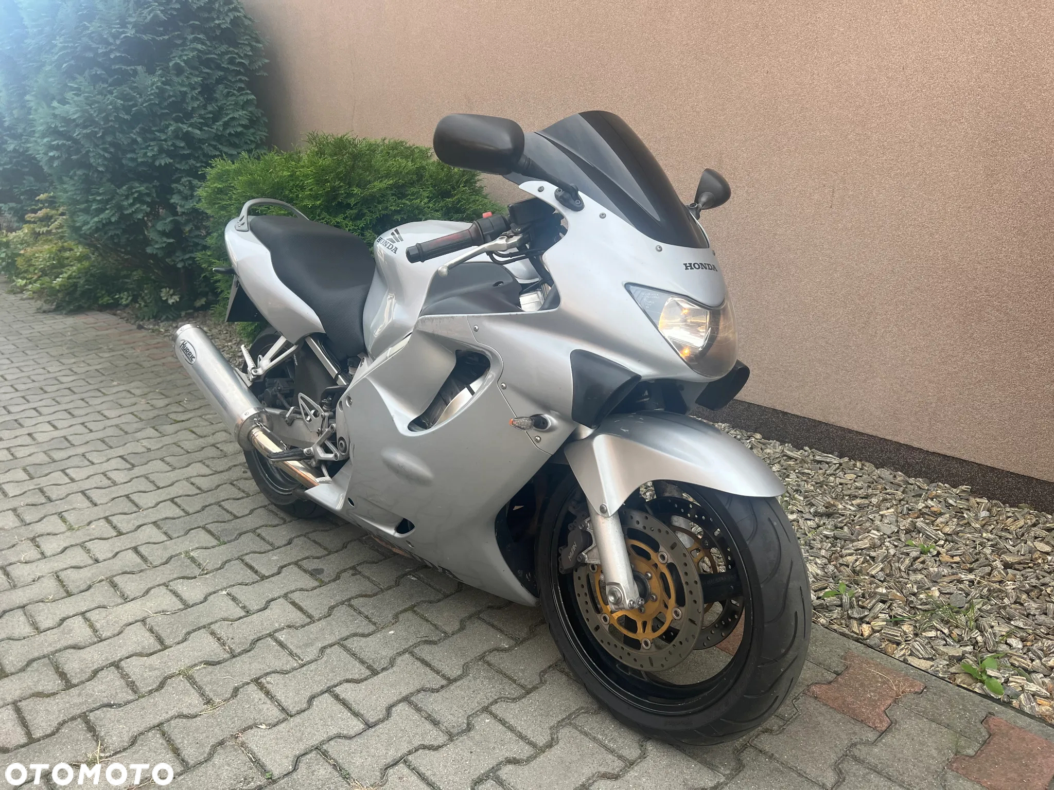Honda CBR - 7