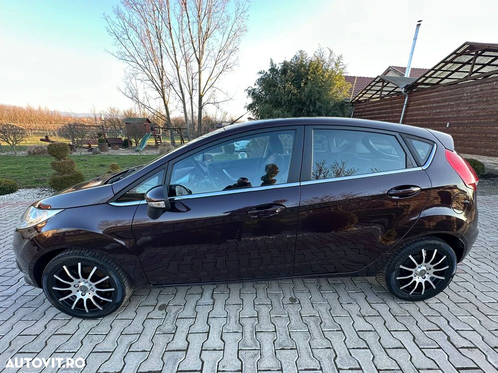 Ford Fiesta 1.4i Trend - 36