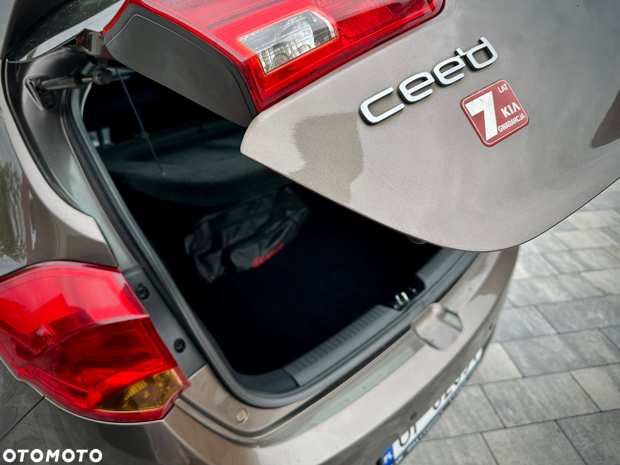 Kia Ceed Cee'd 1.4 L - 9