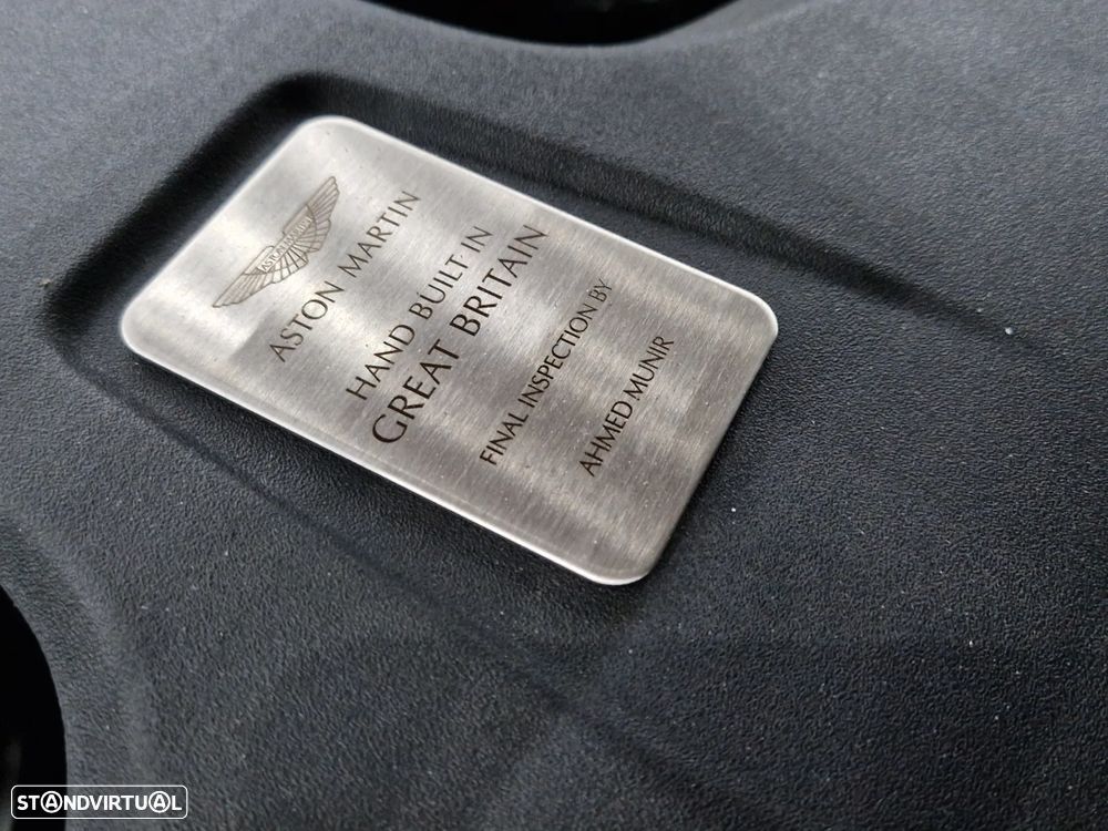 Aston Martin DB11 Volante V8 - 33
