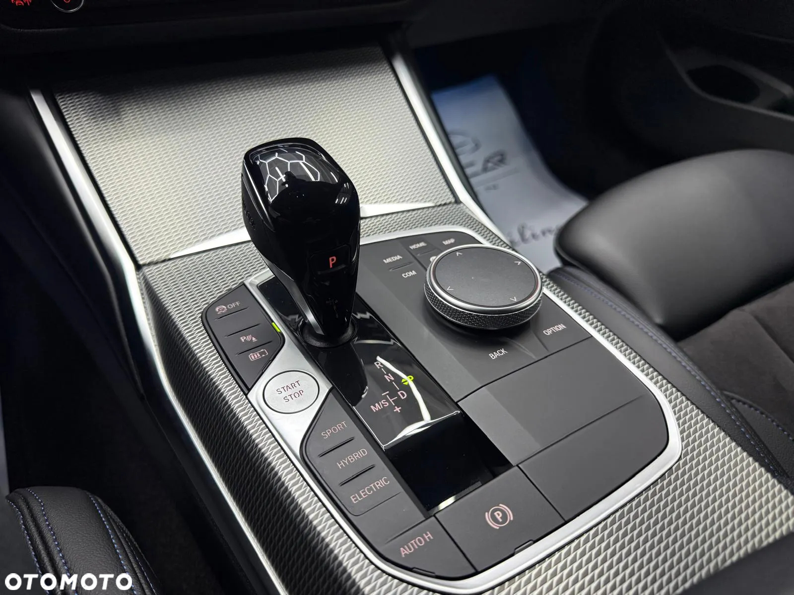 BMW Seria 3 330e xDrive M Sport sport - 25