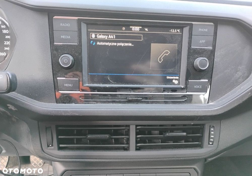 Volkswagen T-Cross - 14