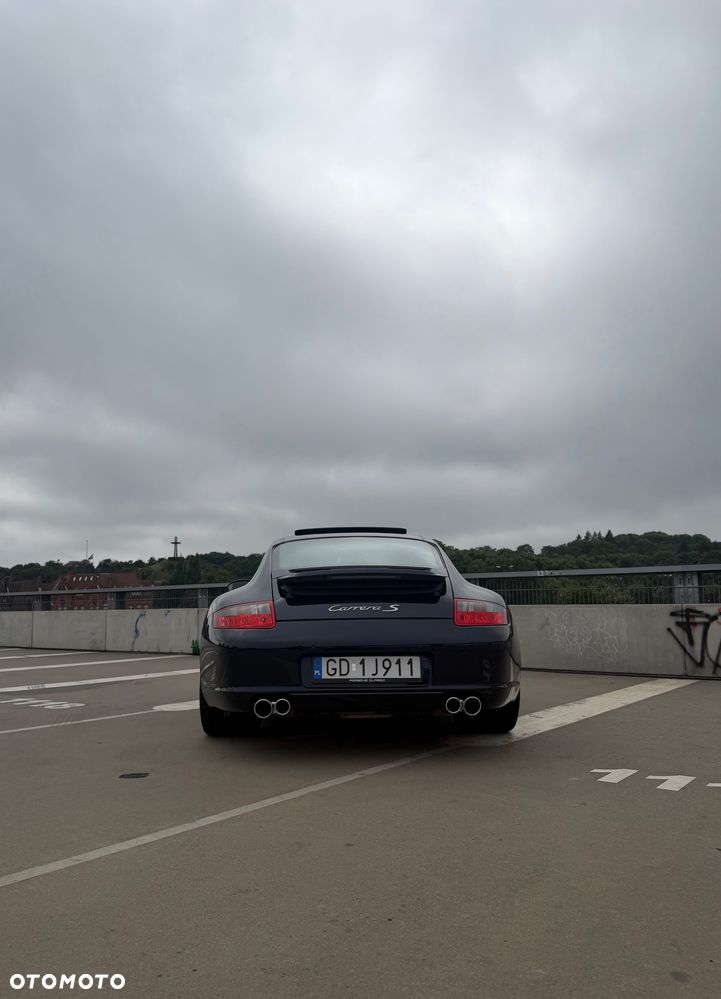 Porsche 911 Carrera S - 7