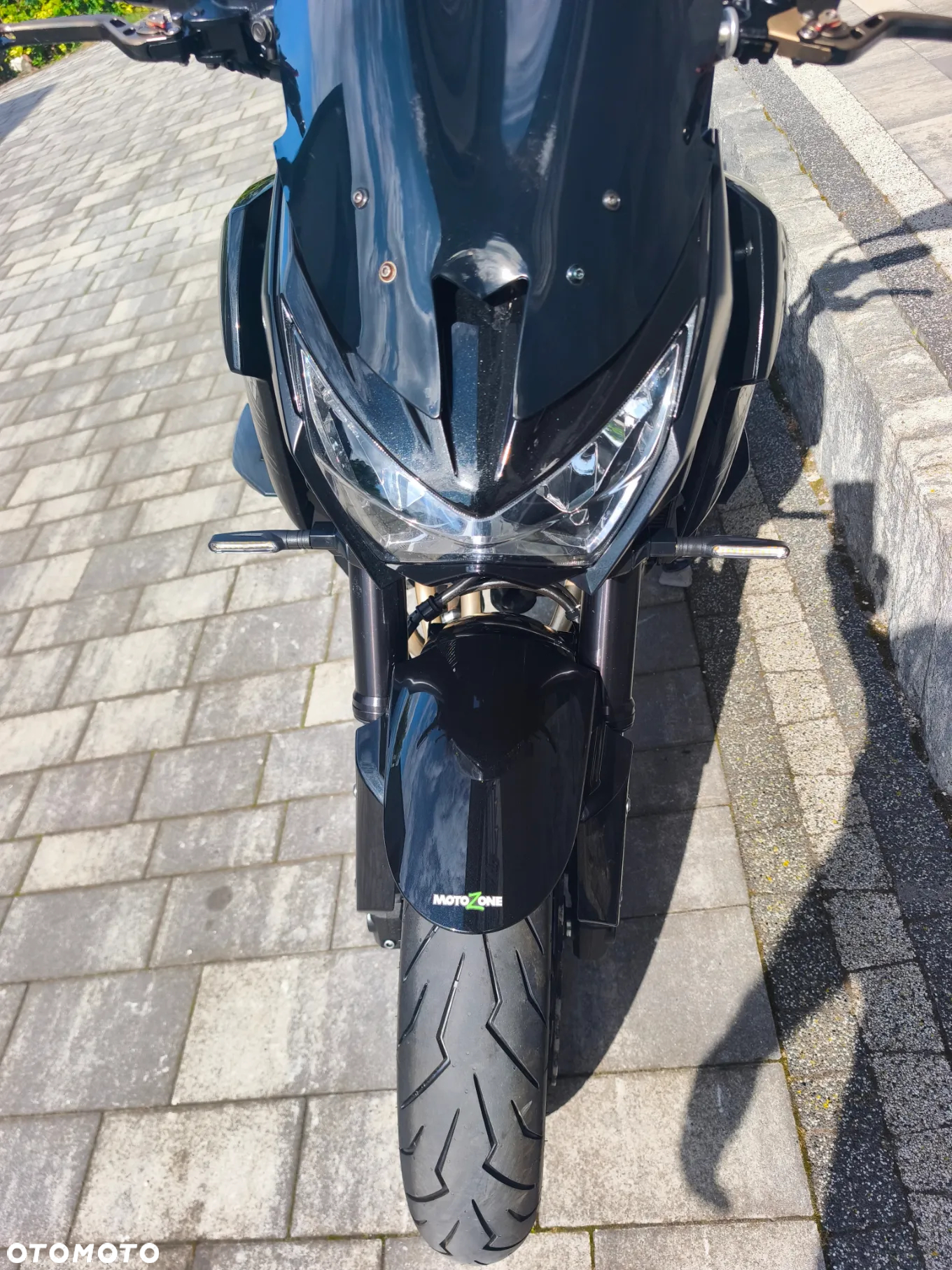 Kawasaki Z - 12