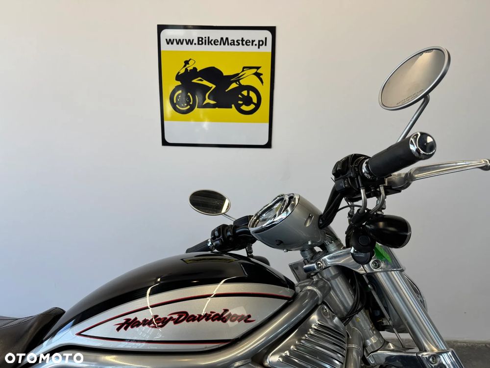 Harley-Davidson V-Rod Street Rod - 10