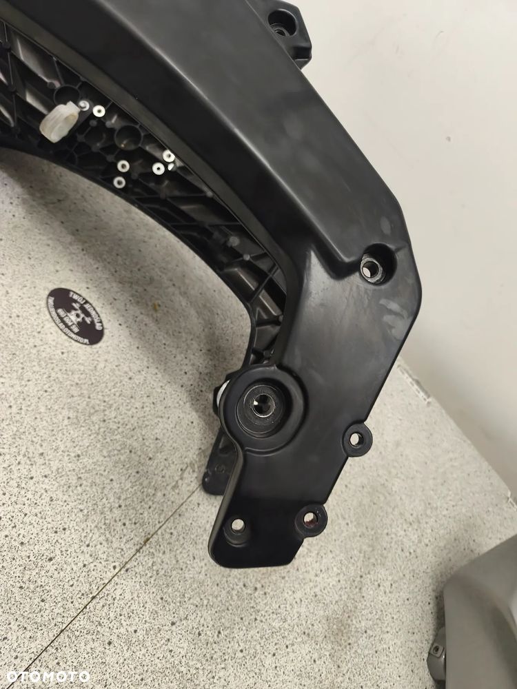 Rama z dokumentami Aprilia Tuono 125 2024 - 13