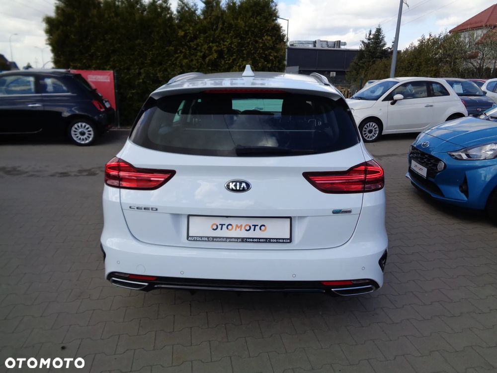 Kia Ceed 1.6 GDI DCT OPF Platinum Edition - 6