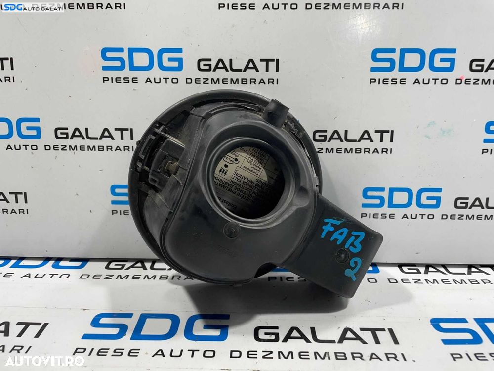 Usa Usita Capac Clapeta Buson Rezervor Skoda Fabia 2 2007 - 2014 Cod 5J6809857A [L4160] - 3