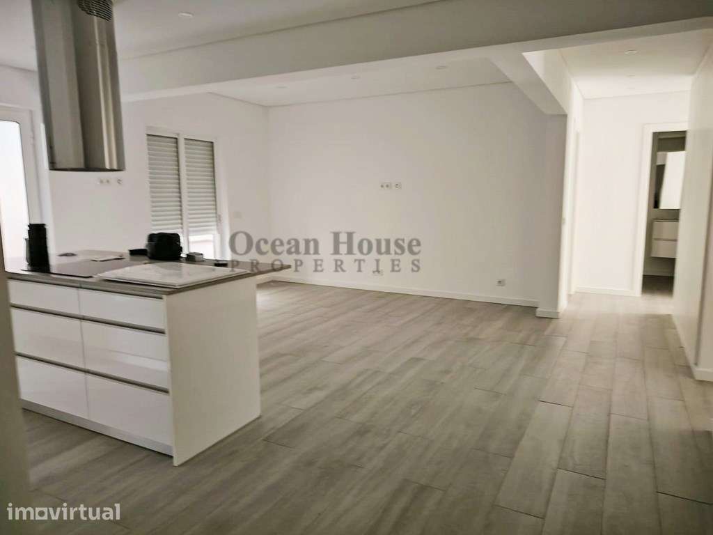 Apartamento T3 totalmente renovado no centro de Portimão - Grande imagem: 2/13