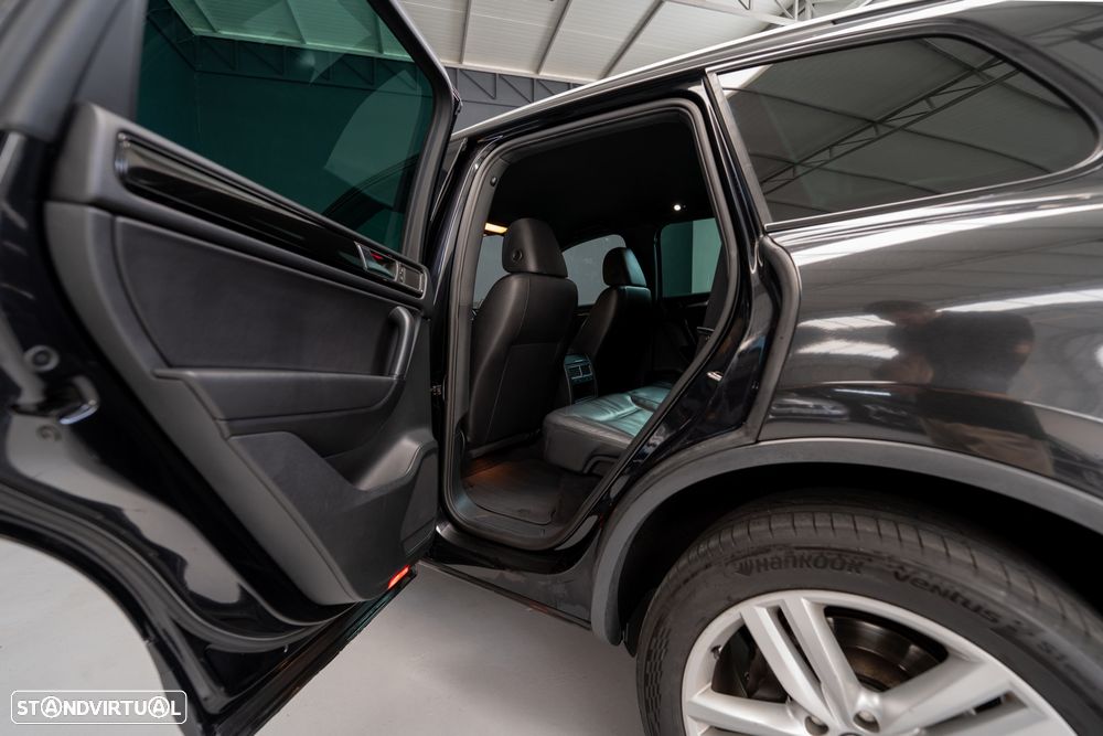 VW Touareg 3.0 TDI V6 Top Tiptronic - 27