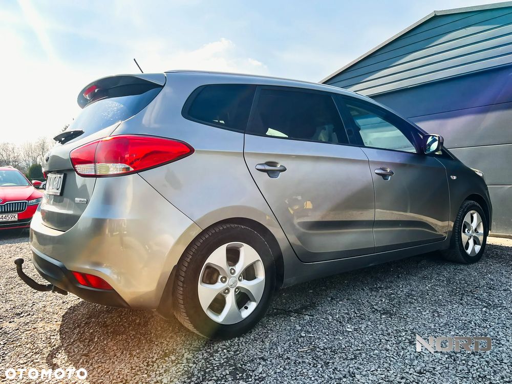 Kia Carens 1.6 GDI L - 10