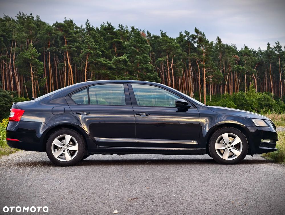 Skoda Octavia 2.0 TSI Ambition DSG - 2