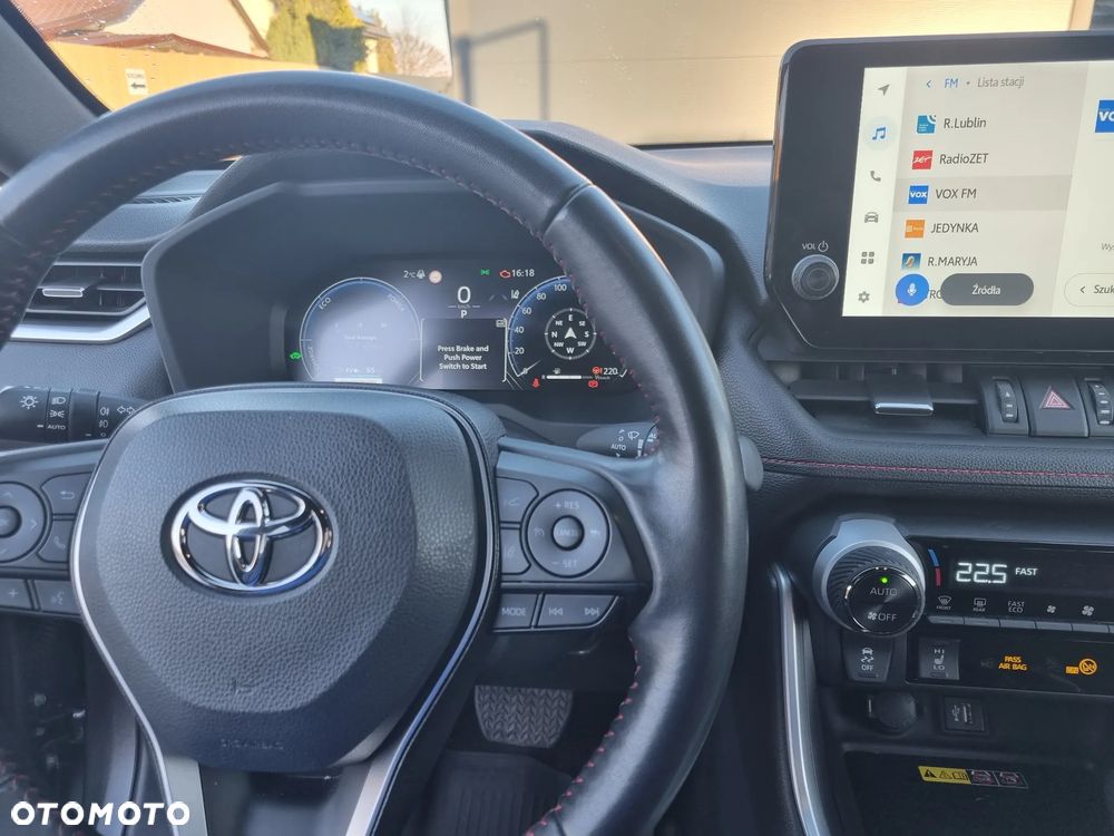 Toyota RAV4 - 11