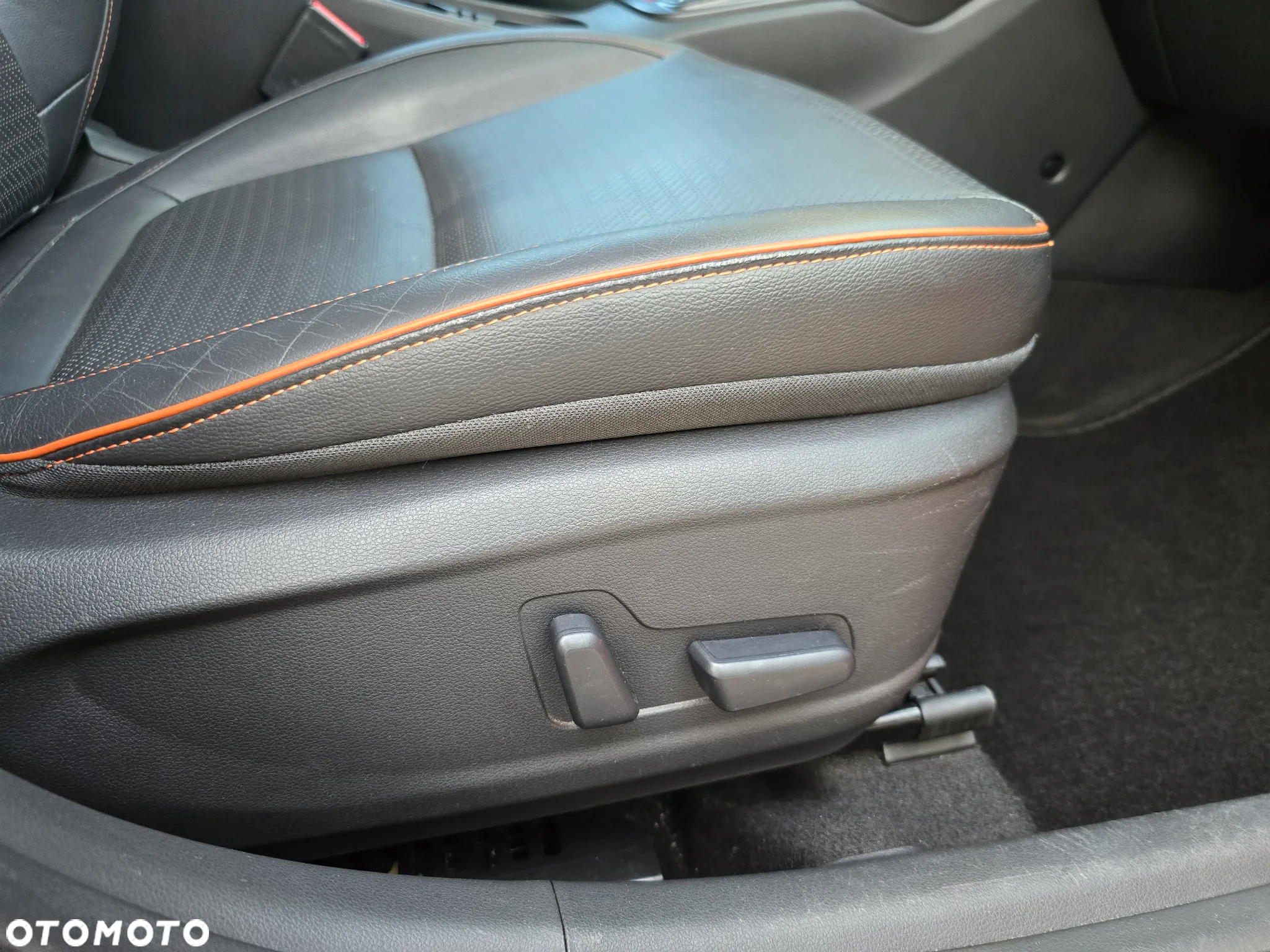 Hyundai Kona 1.6 T-GDI DCT 4WD Premium - 30