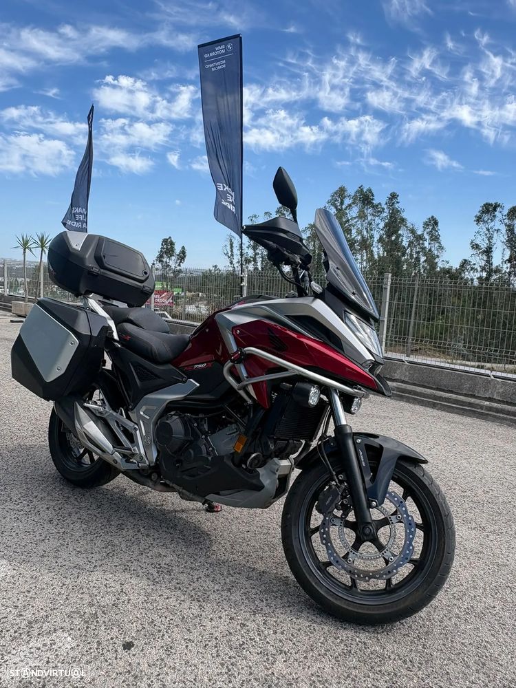 Honda NC750X - 1