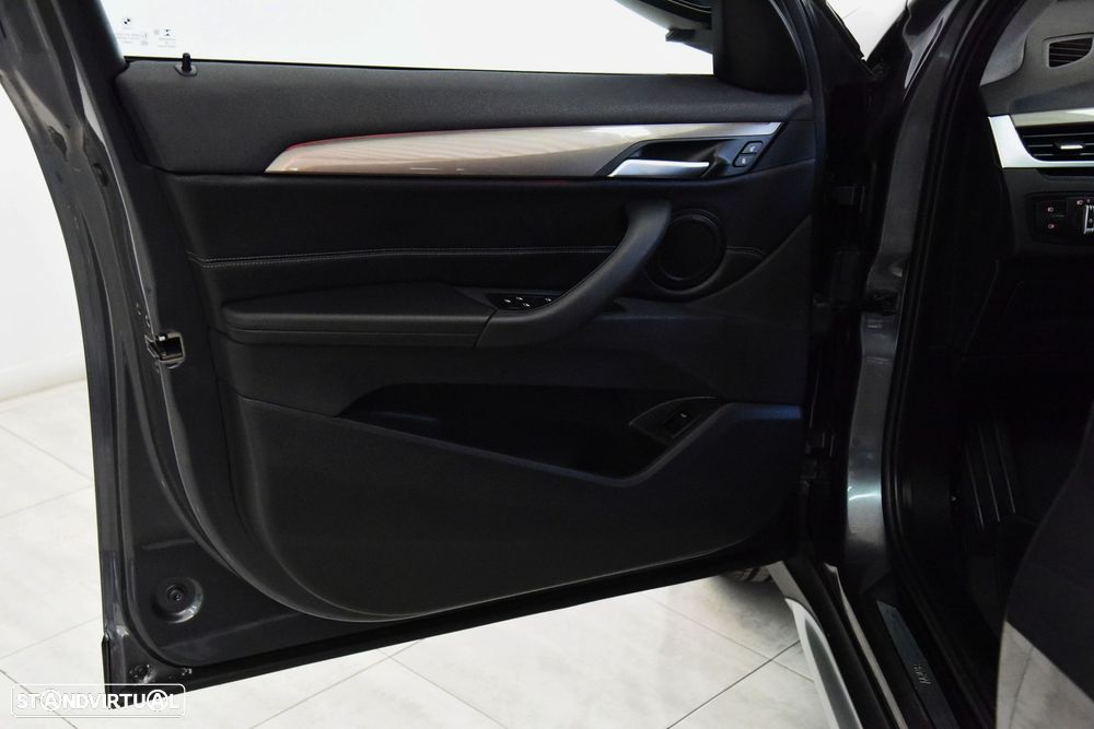 BMW X1 18 d sDrive Auto xLine - 27