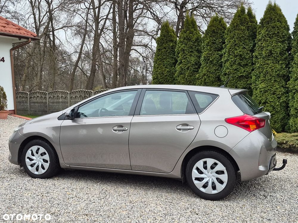 Toyota Auris 1.6 Life - 4