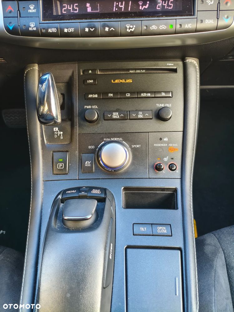 Lexus CT Limited Edition - 21