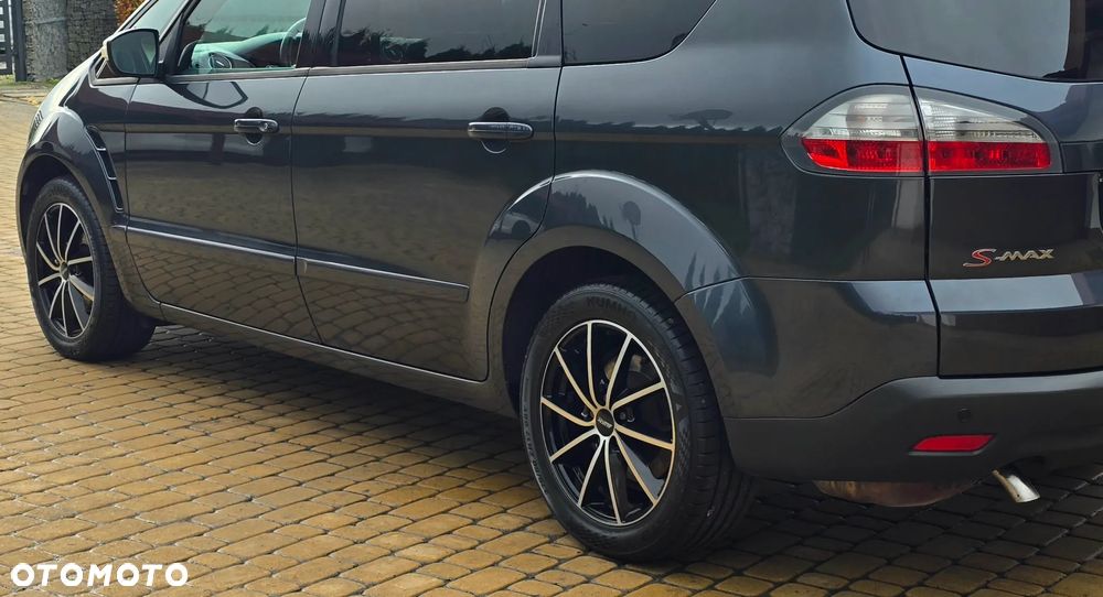 Ford S-Max - 14