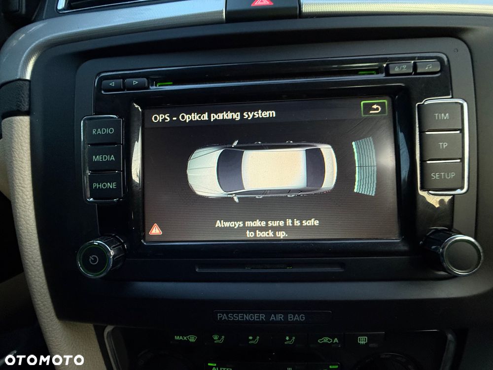 Skoda Superb 2.0 TDI Business DSG - 22