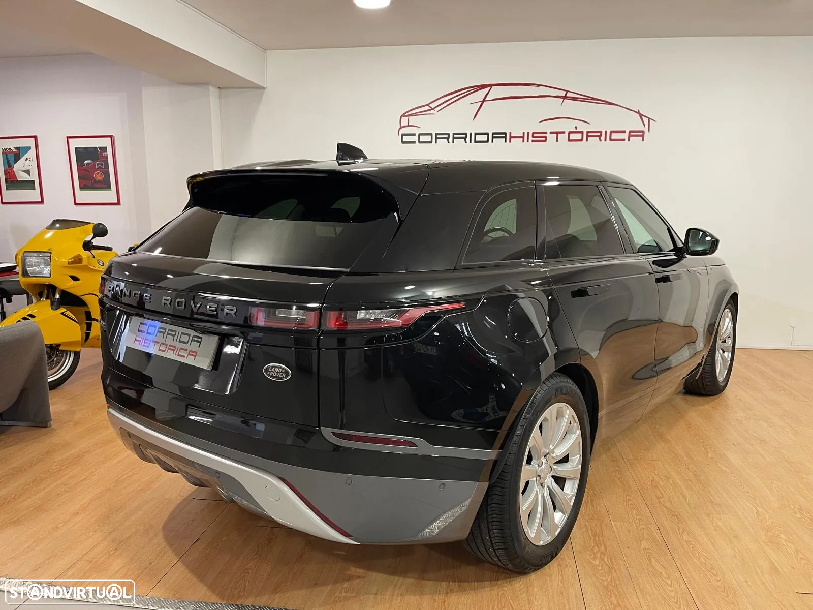 Land Rover Range Rover Velar 2.0 D R-Dynamic S - 29