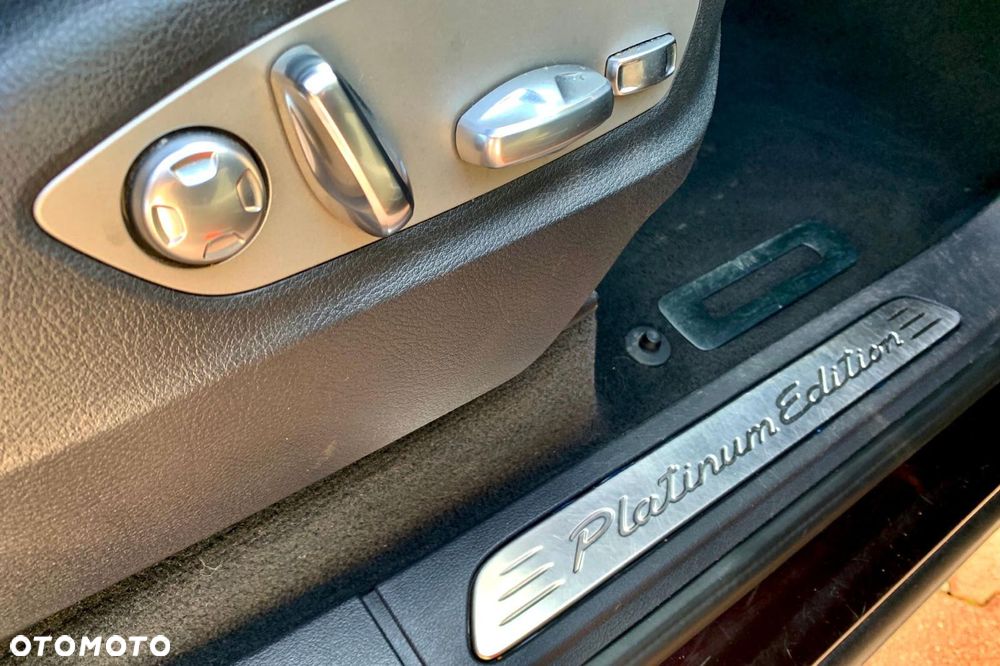 Porsche Cayenne Diesel Platinum Edition - 13