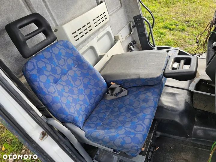 KANAPA SKŁADANA FOTELE PASAŻERÓW 2 OSOBY FOTEL SIEDZISKO IVECO EUROCARGO - 4