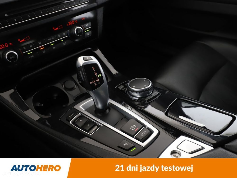 BMW Seria 5 - 25