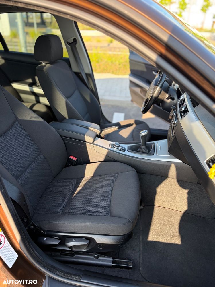 BMW Seria 3 320d - 21