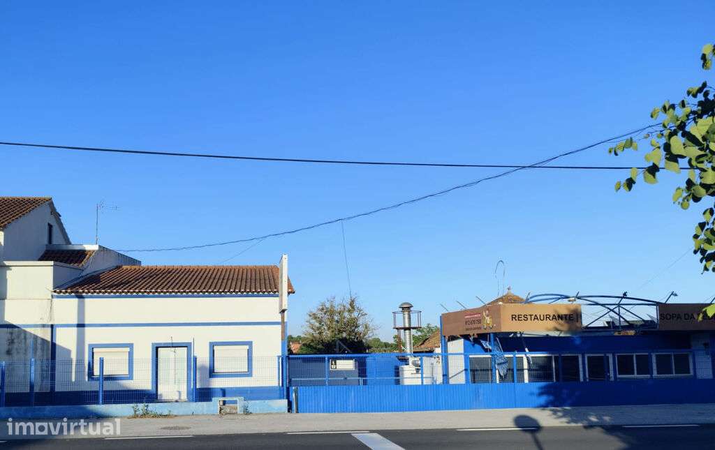 Quintinha com casas e Comércio independente - Santarém - Grande imagem: 4/46