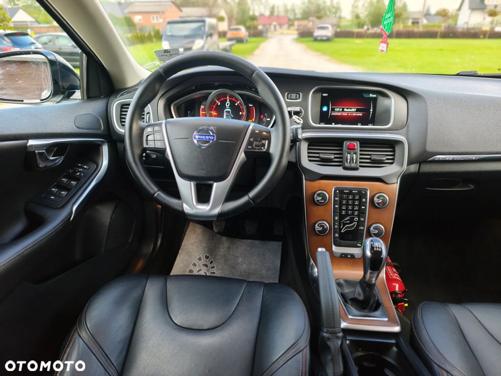 Volvo V40 Cross Country D2 - 29