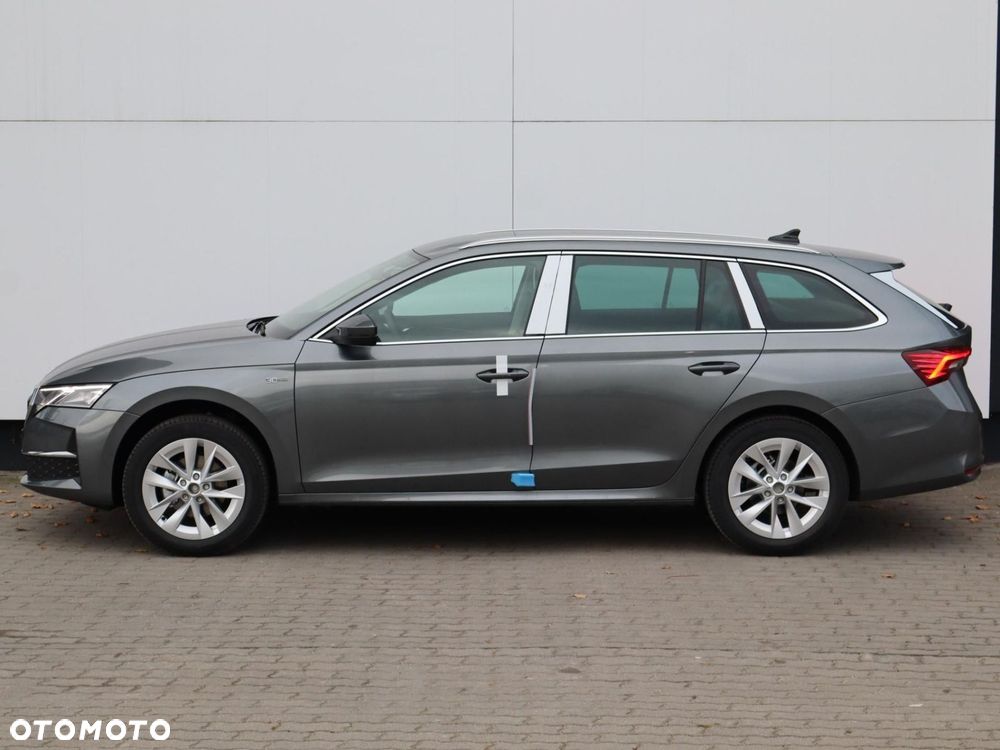 Skoda Octavia - 3