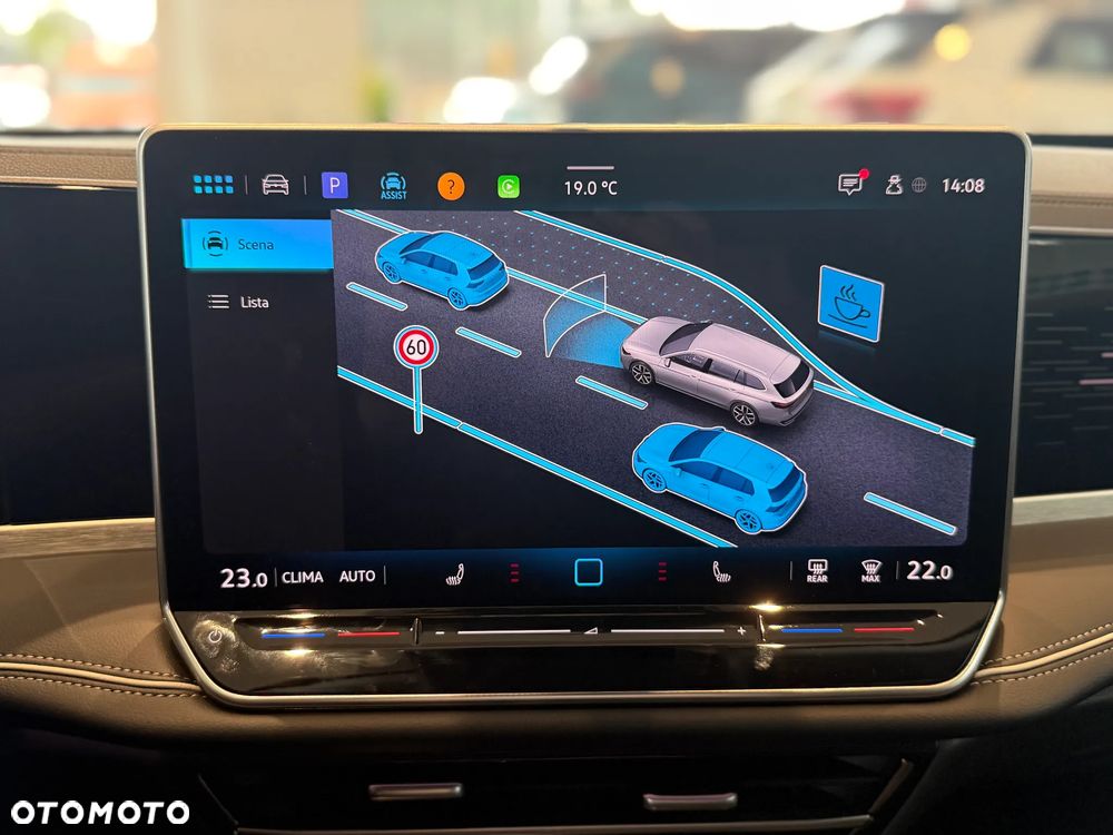 Volkswagen Passat 2.0 TDI SCR Elegance DSG - 16